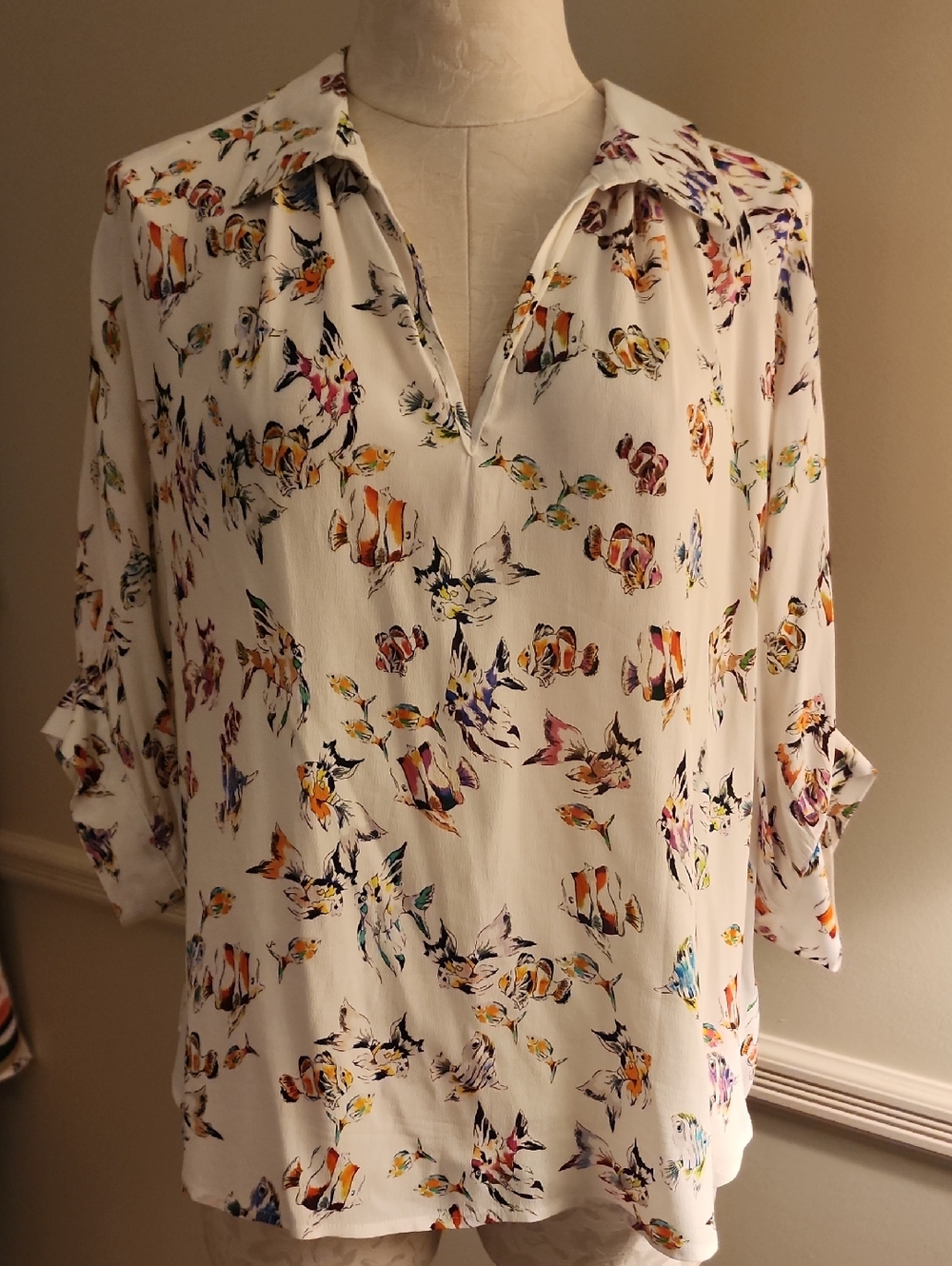 Karen Kane Fish Top L
